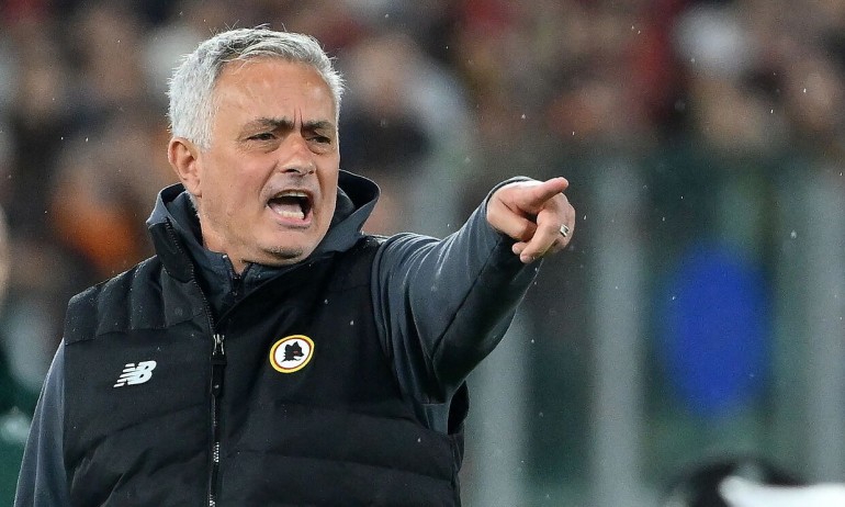 Треньорът на Рома – Жозе Моуриньо, не сдържа емоциите си