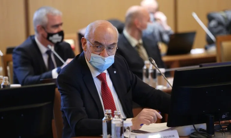 КЕВР спазва изцяло законовите изисквания при утвърждаване на регулирана цена на природния газ - Tribune.bg