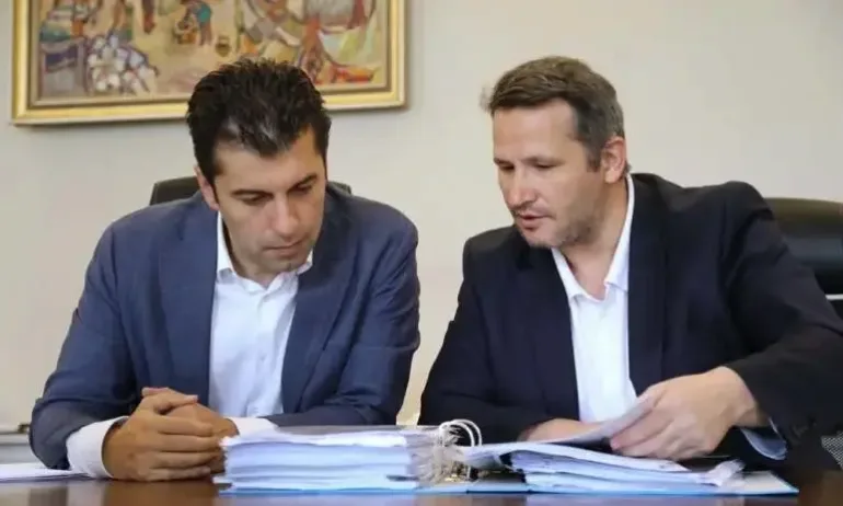 Румен Петков: Влизането ни в Шенген става все по - трудно, в резултат на безчинствата на шефа на БАБХ - Tribune.bg