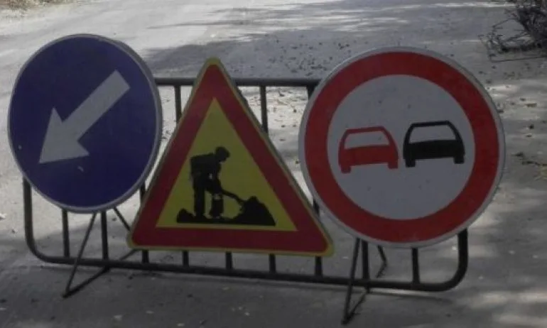 Ремонт затваря за движение главния път София - Варна в района на Търговище - Tribune.bg