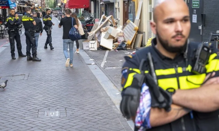 Опит за убийство срещу известен разследващ журналист в Нидерландия - Tribune.bg