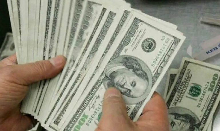 Митничари задържаха контрабандна валута за близо 100 000 лева - Tribune.bg