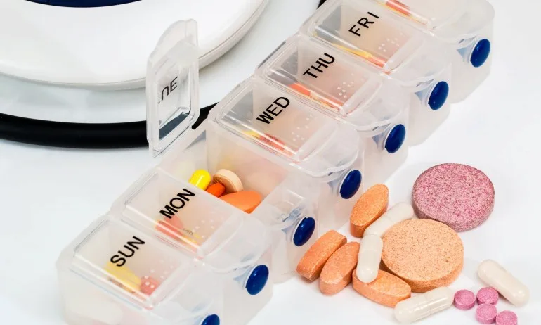 ВНИМАНИЕ: Ибупрофен и кортизон може да влошат състоянието на болните с коронавирус - Tribune.bg