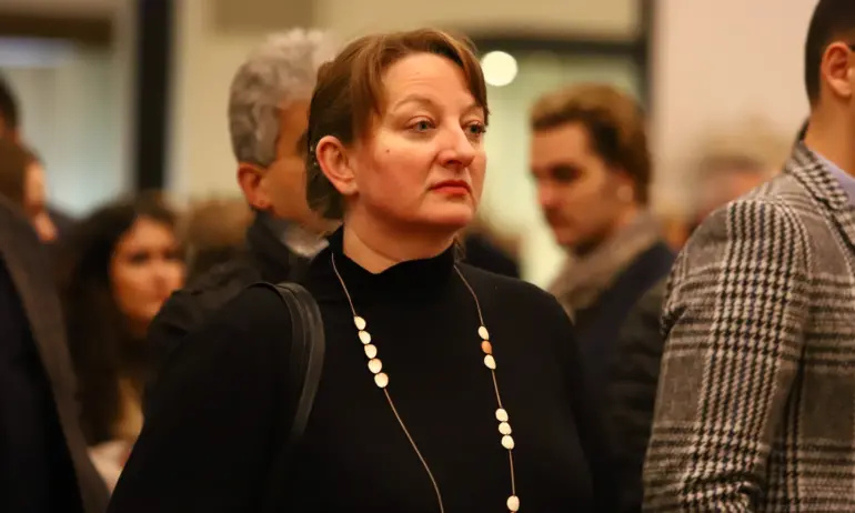 Деница Сачева: ДБ стои отстрани и мълчи като мъдрец, искаме да чуем обща позиция - Tribune.bg