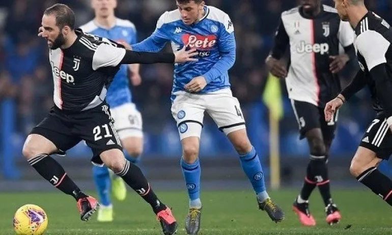 Наполи срази шампиона Ювентус - Tribune.bg