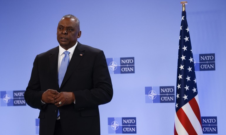 Би Би Си: Лойд Остин идва в България, за да иска ПВО за Украйна - Tribune.bg