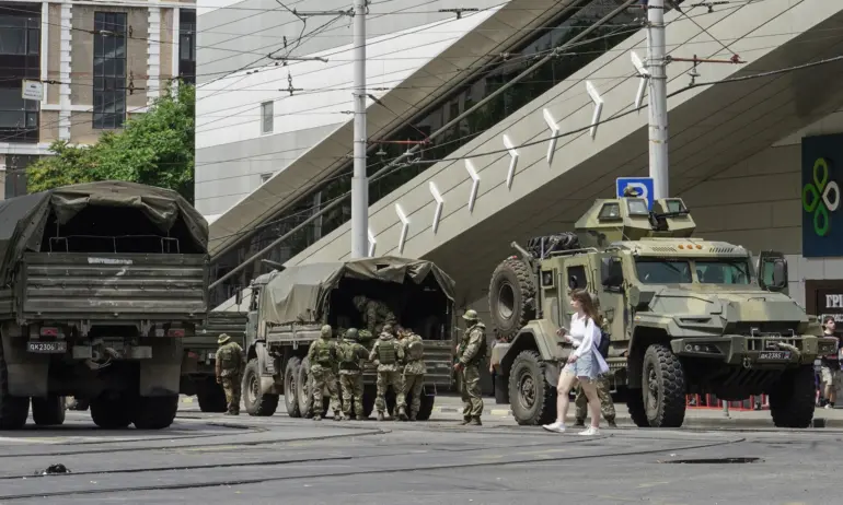 В Ростов на Дон се струпва военна техника, руски военни чакат на входа на Москва - Tribune.bg