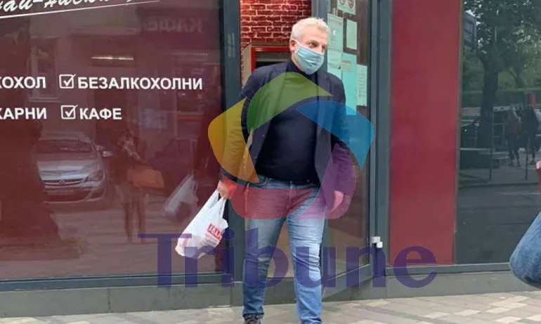 За пример: Бивш здравен министър с маска и без заповед - Tribune.bg