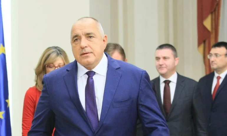 Борисов за акцията в Перник: Няма значение дали си от ГЕРБ, или БСП, има несвършена работа - Tribune.bg