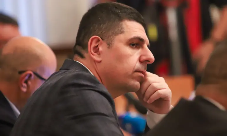 Ивайло Мирчев: Влизането в Шенген е тежък удар срещу пропутинските сили - Tribune.bg