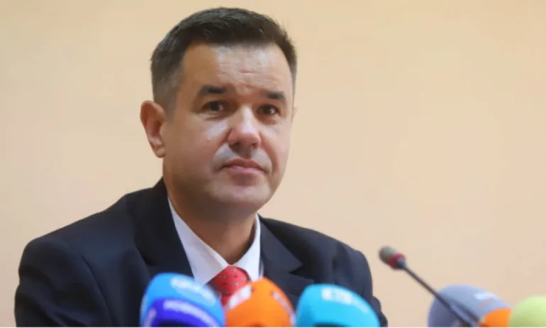 Стоянов: Ако цените на едро тръгнат нагоре, сме готови да разрешим вноса от Украйна - Tribune.bg