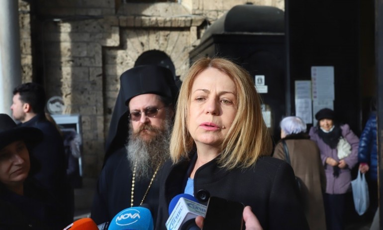 Фандъкова иска среща с Кирил Петков заради цената на природния газ - Tribune.bg