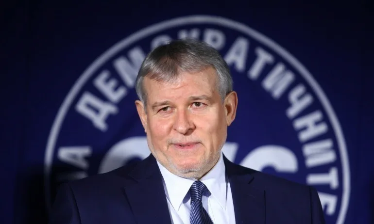 Румен Христов: Виждам олевяване при Демократична България - Tribune.bg