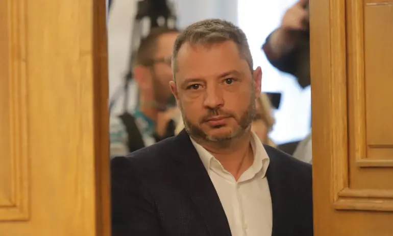 Делян Добрев: Денков ми се видя притеснен, схемата ви за заобикаляне на санкциите вече се вижда и на Запад - Tribune.bg