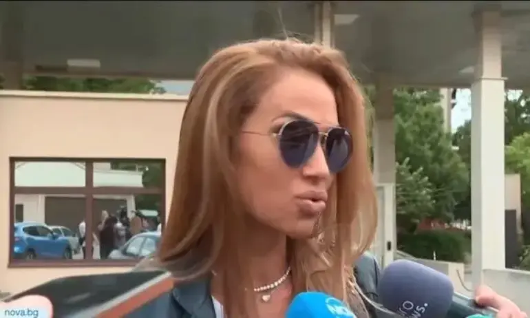 Бакалова – поредната заплашвана, но твърди, че знае достатъчно за къщата в Барселона - Tribune.bg