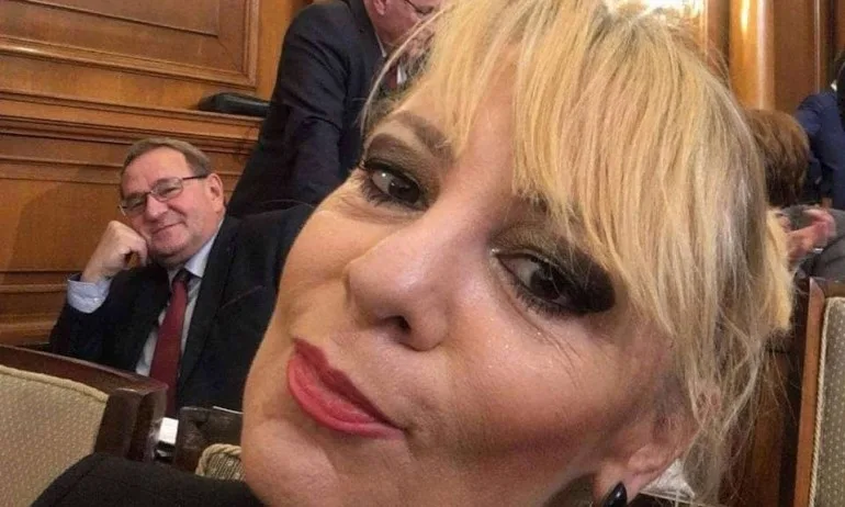 Нона Йотова се присмя на новия американски посланик - Tribune.bg