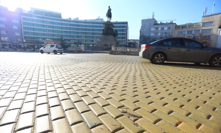 100 хиляди лв. глоба за изпълнителя на ремонта на жълтите павета - Tribune.bg