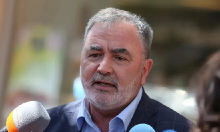 Доц. Ангел Кунчев: Няма сериозна циркулация на грипни вируси - Tribune.bg