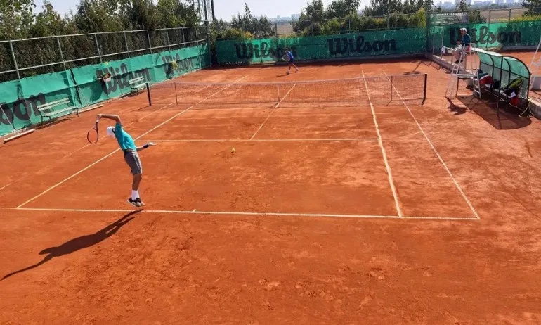 Донски и Иванов са четвъртфиналисти на турнира за мъже от ITF в Бургас - Tribune.bg