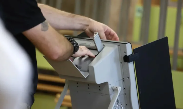 Проблем с машина във Варна, изписва Дневникът е подправен - Tribune.bg