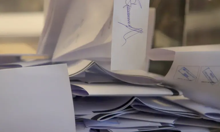 ЦИК: 13,88% е избирателната активност в страната към 11 часа (ОБНОВЕНА/ВИДЕО) - Tribune.bg