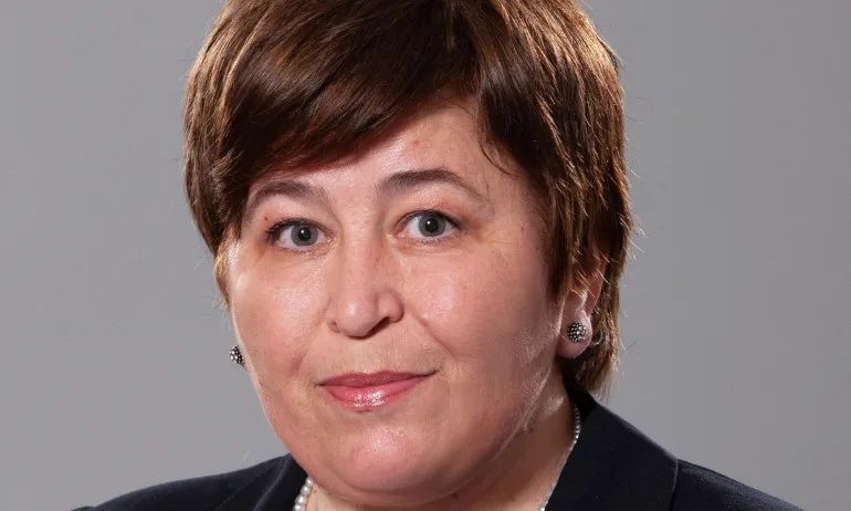 Балтова: Приоритет ще бъде запазването на здравето на работещите в туризма - Tribune.bg