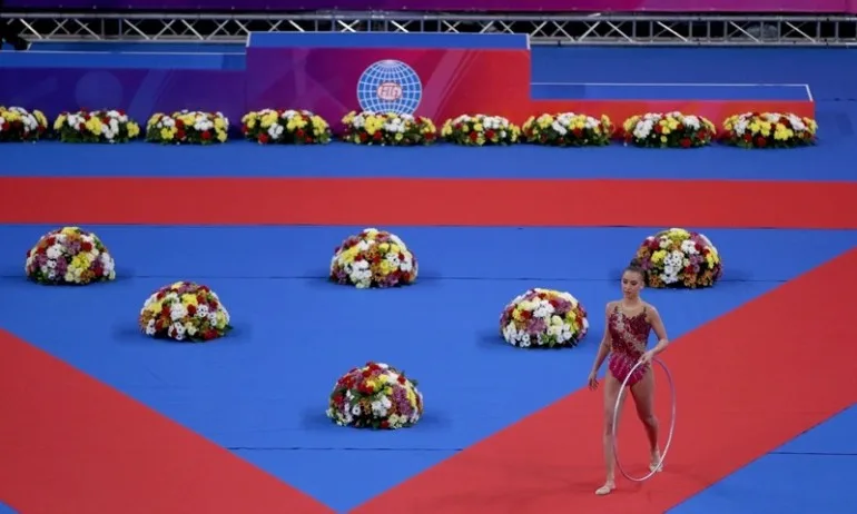 СТРАХОТНИ! ЗЛАТНИТЕ МОМИЧЕТА С НОВ МЕДАЛ ОТ СВЕТОВНАТА КУПА - Tribune.bg