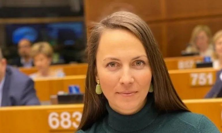 Ева Майдел: Държавите, наложили най-строги мерки, ще излязат първи от кризата - Tribune.bg