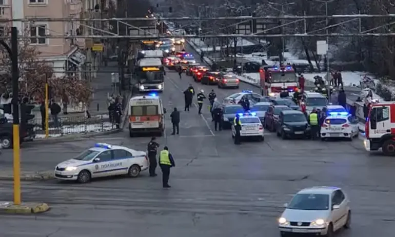 Верижна катастрофа в центъра на София, има пострадали - Tribune.bg
