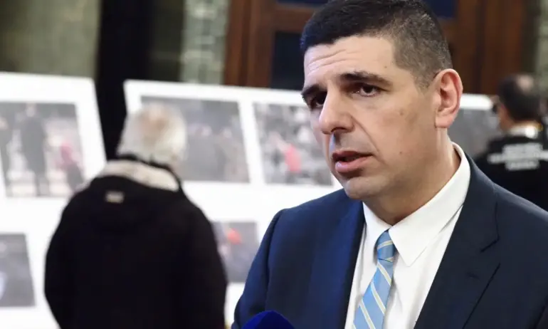 Ивайло Мирчев: Кризата с мигрантите е фалшив сюжет - Tribune.bg