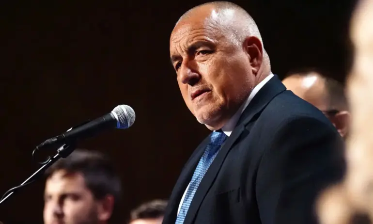 Борисов към Денков: Софийските улици са опасни за здравето на хората - Tribune.bg