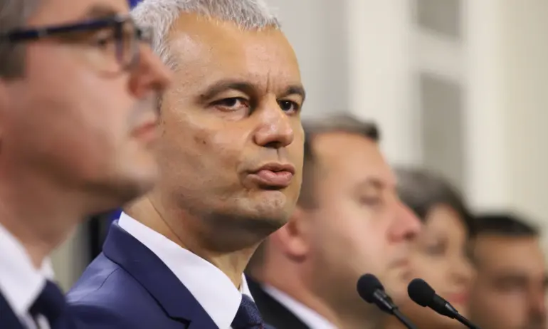 Възраждане отрече връзка с българите, заподозрени в шпионаж за Русия - Tribune.bg