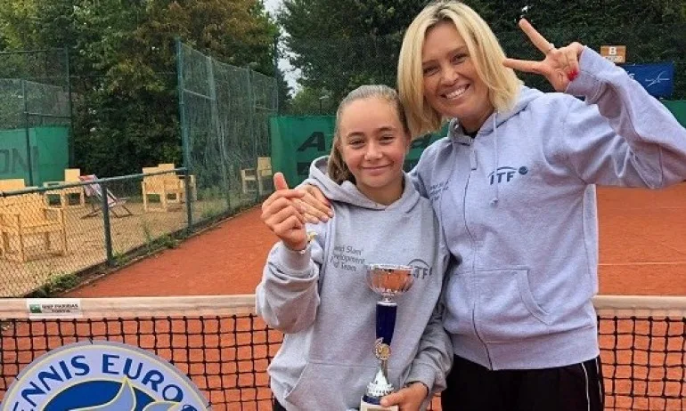 Александра Габровска триумфира с втора поредна титла в Белгия - Tribune.bg