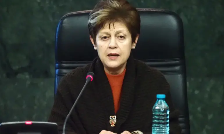 Прокурор Кирилова: Ивайла Бакалова сама е потърсила връзка с Емил Писков и Нотариуса - Tribune.bg