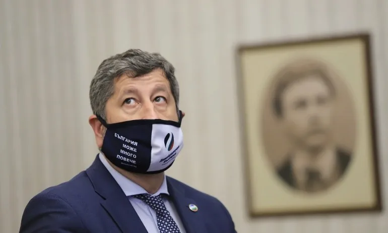 Иванов отряза Нинова ще ходи първо при Трифонов - Tribune.bg