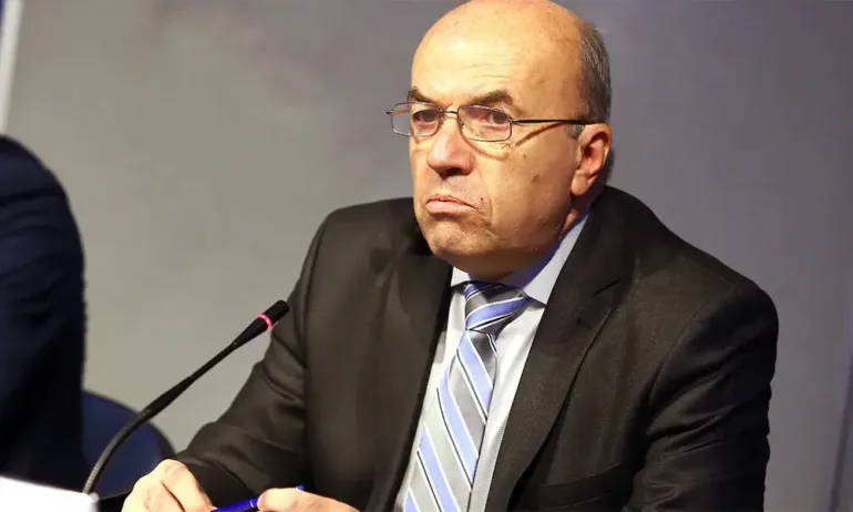 ЕС изпрати за одобрения в България 8-ия пакет със санкции срещу Русия - Tribune.bg