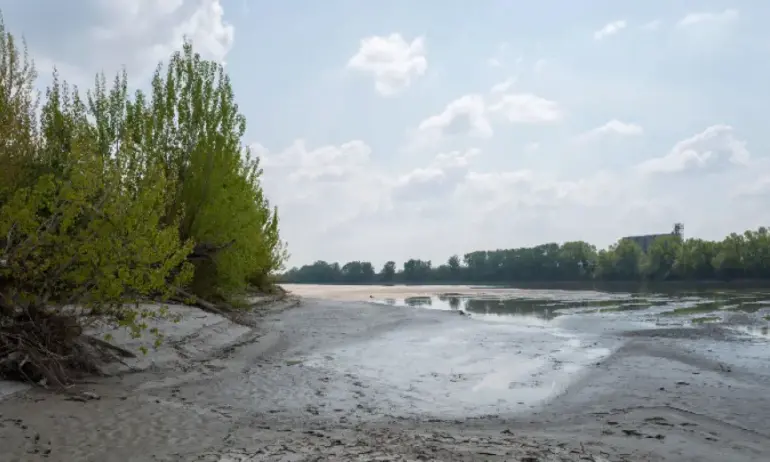 Невиждана суша в Каталуния. Властите налагат драконовски мерки за потреблението на вода - Tribune.bg