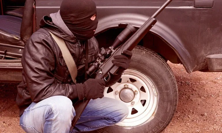 Пратиха на съд престъпна група, занимавала се с финансиране на тероризъм - Tribune.bg