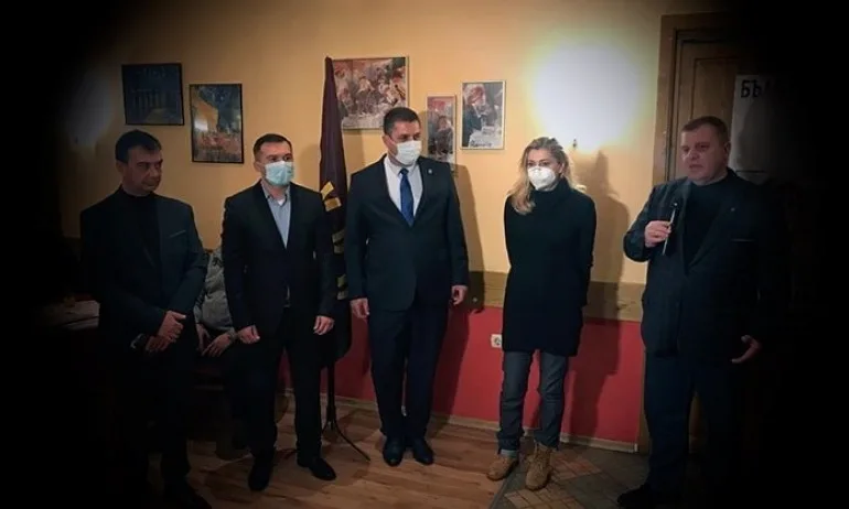 Каракачанов: Ние уважаваме традиционното семейство, съставено от мъж, жена и деца - Tribune.bg