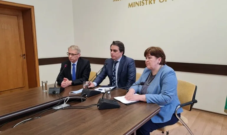 В подкрепа на туризма: Пращат 30 хил. ученици и учители на лятна почивка - Tribune.bg