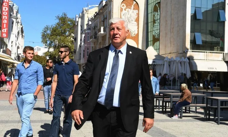 Новият Общински съвет се събира на първото си заседание в Пловдив - Tribune.bg