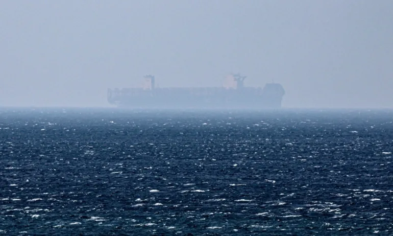 За първи път от началото на март: Танкер с LNG е преминал през Ормузкия проток - Tribune.bg