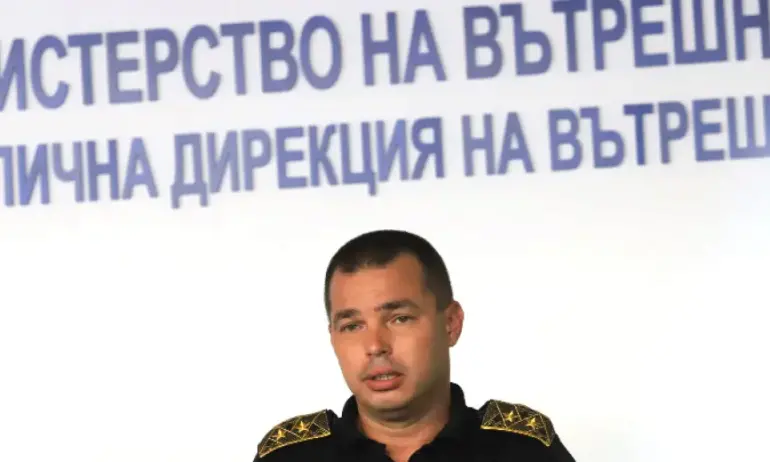 Директорът на Гранична полиция: До края на деня спираме влизането на руски коли у нас - Tribune.bg