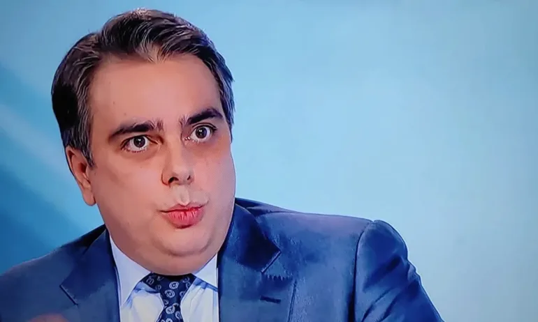 Асен Василев за фалита: Ще падат комети и ще убиват динозаври - Tribune.bg