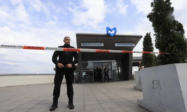 Почина жената, простреляна в метрото - Tribune.bg