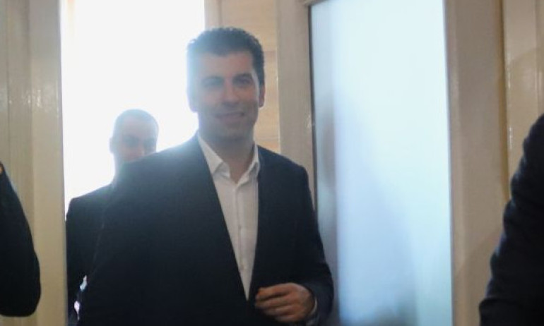 Атанасов: ПП няма да предлага Кирил Петков за премиер - Tribune.bg