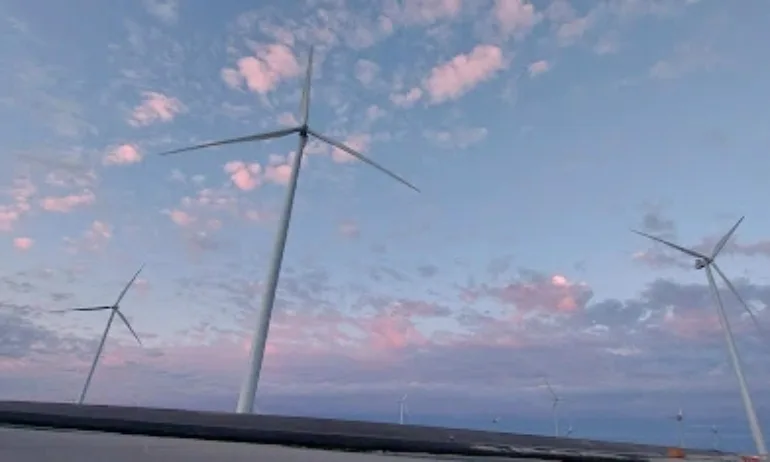 Вятърната и слънчевата енергия изпреварват газа - Tribune.bg