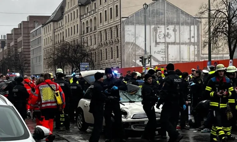 Най-малко 15 ранени при врязване на кола в пешеходци в Мюнхен - (ВИДЕО) - Tribune.bg