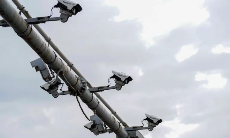 Близо 38 000 нарушения за месец – засечени са скорости от над 220 км/ч! - Tribune.bg