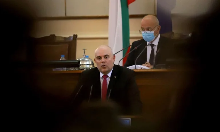 Гешев изрази готовност да представи дейността на прокуратурата пред депутатите - Tribune.bg